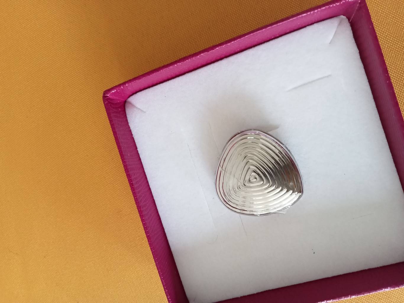 Vente de bijoux bien être personnalisé dans l’Eure Vente de bijoux bien être personnalisé dans l’Eure